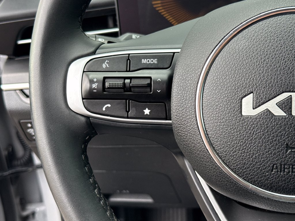 Used 2025 Kia K5 GT-Line w/ GT-Line Premium Package FWD image 16