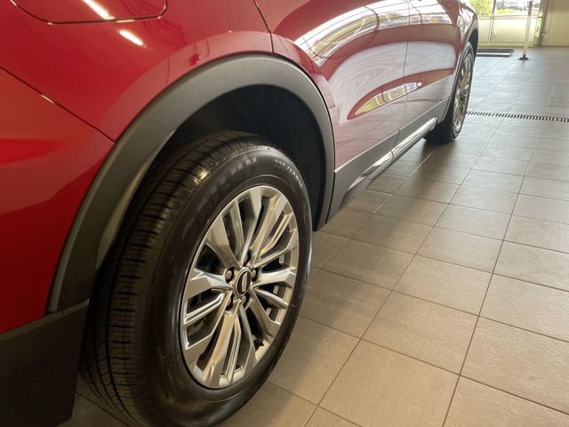 Certified 2024 Cadillac XT4 Premium Luxury FWD image 13