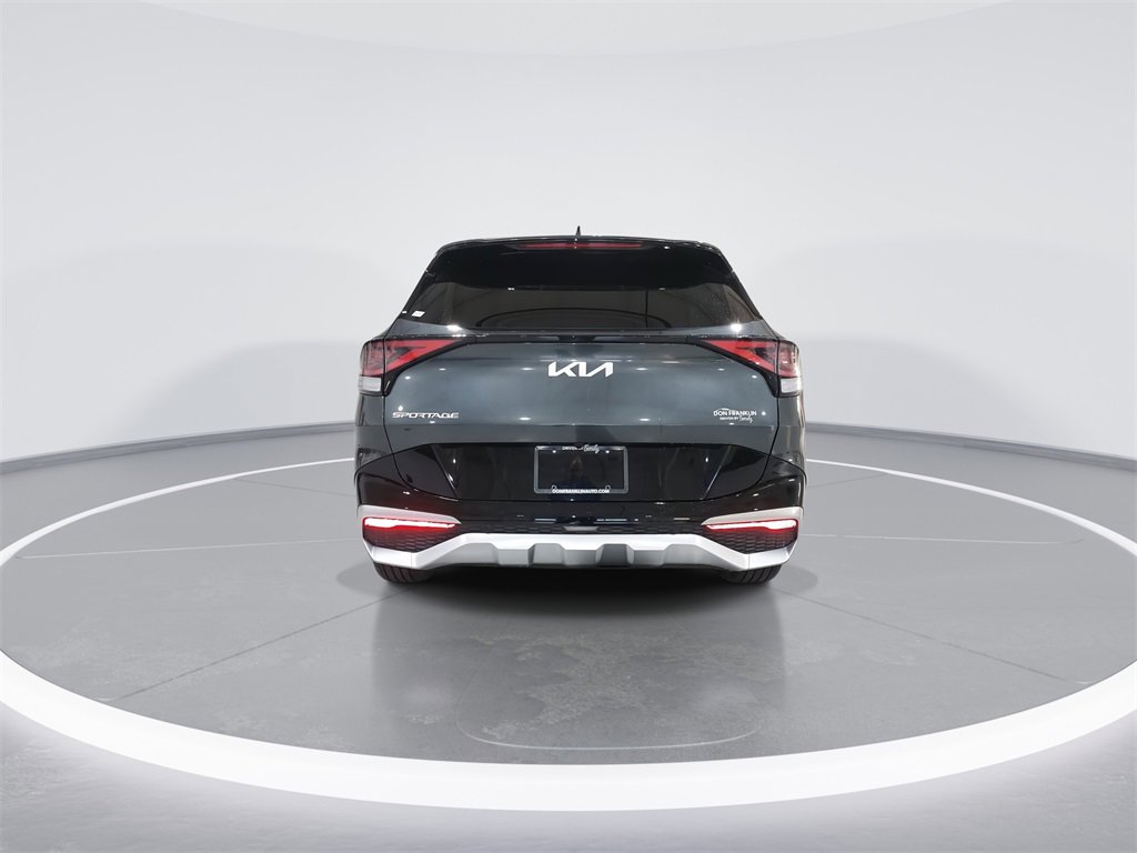 Used 2025 Kia Sportage SX image 7