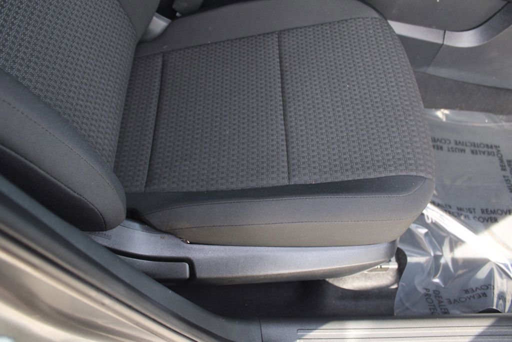 Used 2025 Nissan Kicks S image 19