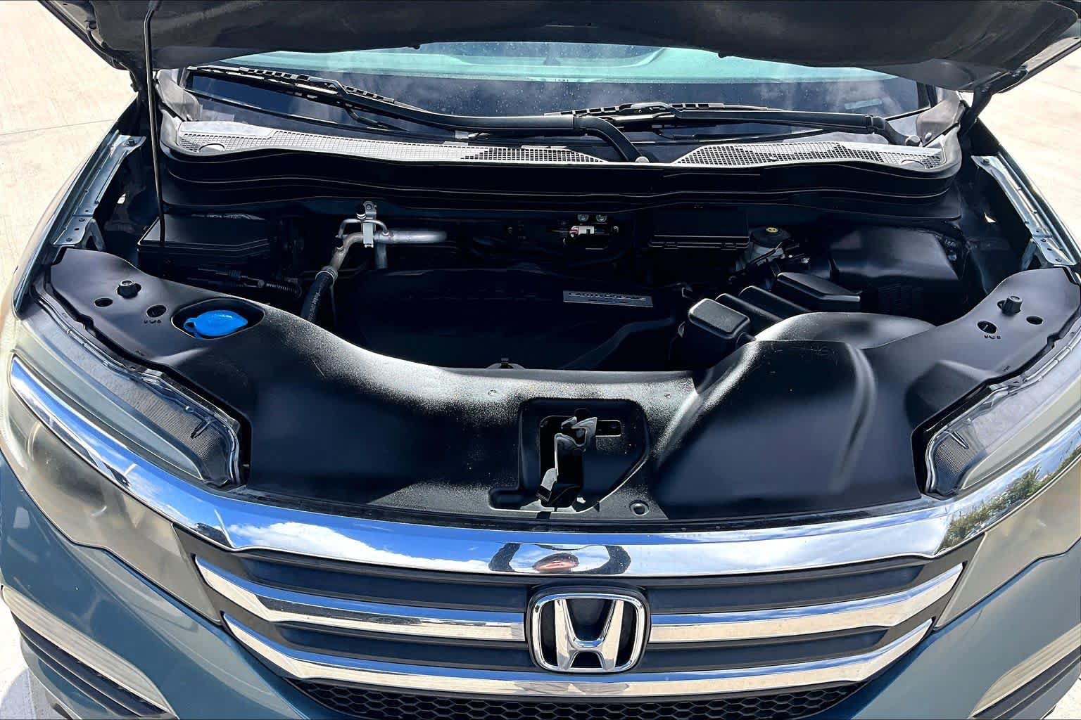 Used 2016 Honda Pilot EX image 32