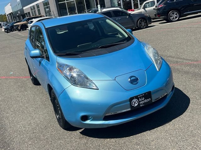 Used 2015 Nissan Leaf S w/ Charge Package FWD image 7