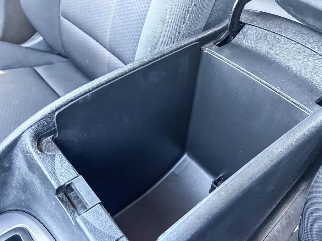 Used 2018 Chevrolet Malibu LT image 51