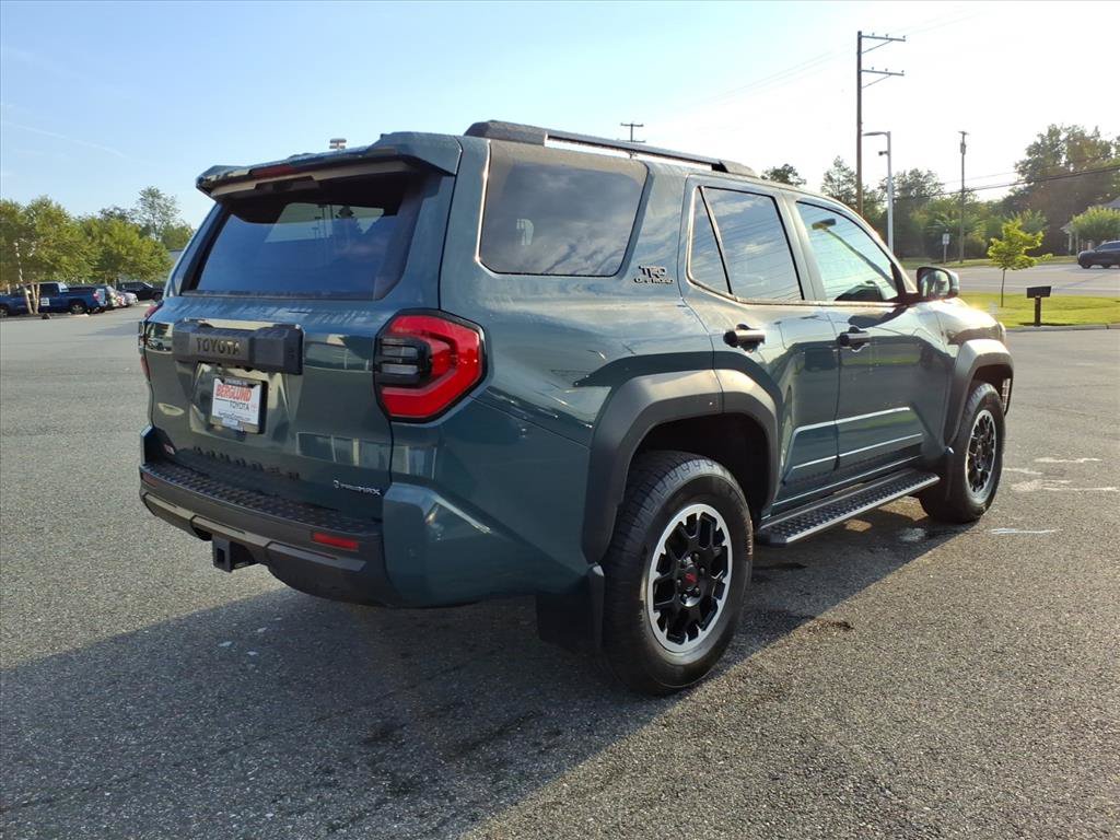 Used 2025 Toyota 4Runner TRD Off-Road AWD/4WD image 4