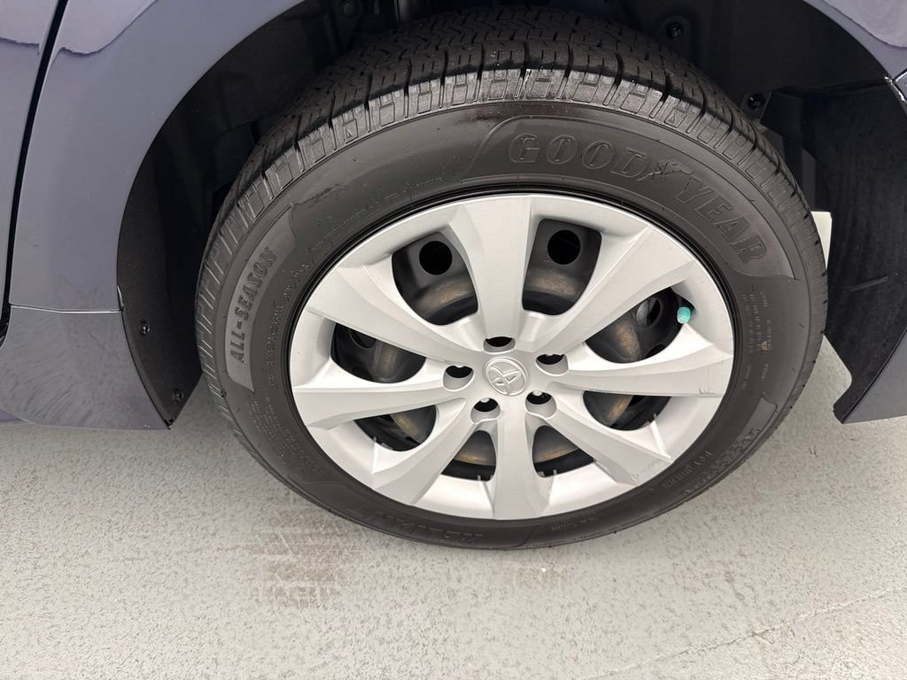 Used 2023 Toyota Corolla LE FWD image 8
