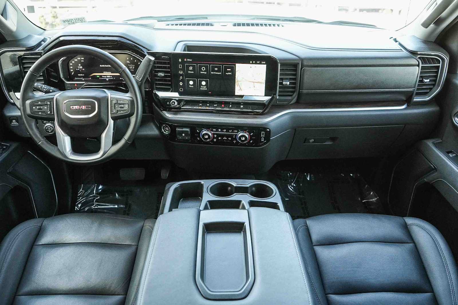 Used 2026 GMC Sierra 1500 SLT RWD image 12