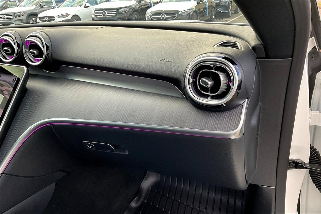 Used 2025 Mercedes-Benz CLE 300 4MATIC Coupe image 12