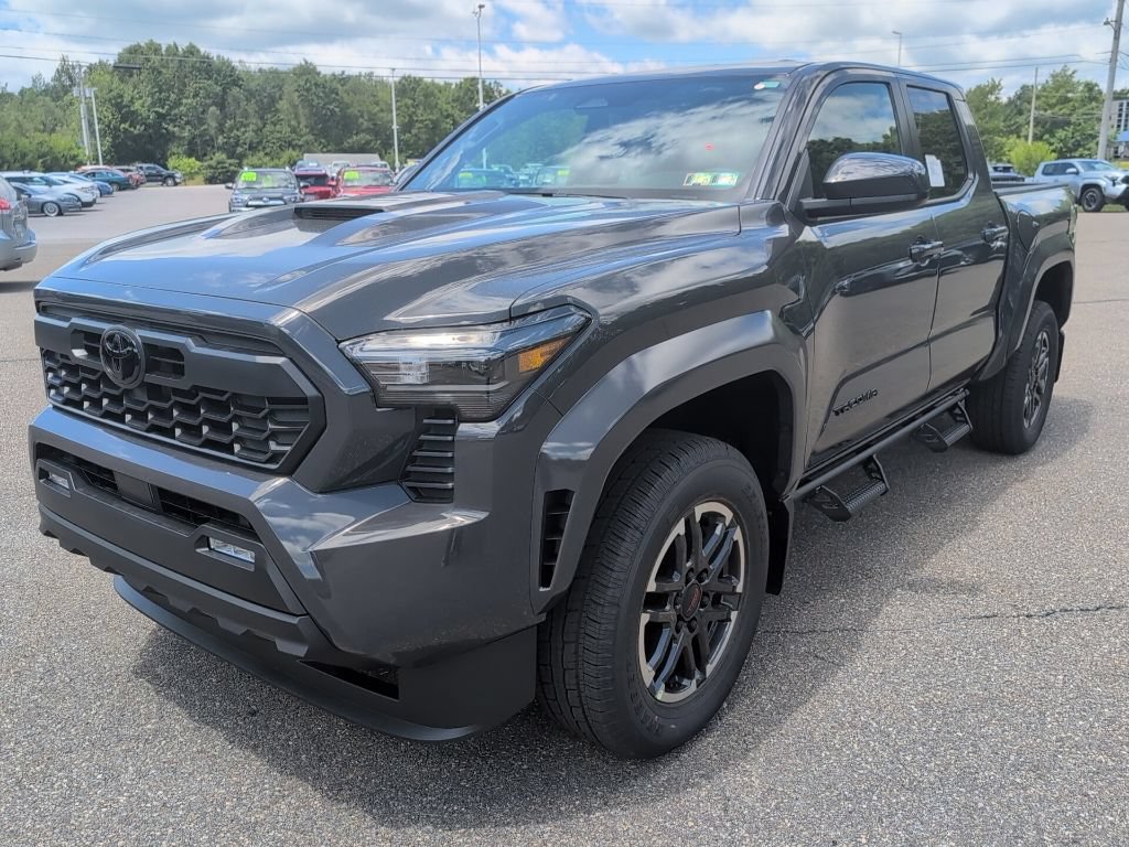 Certified 2026 Toyota Tacoma TRD Sport AWD/4WD image 2