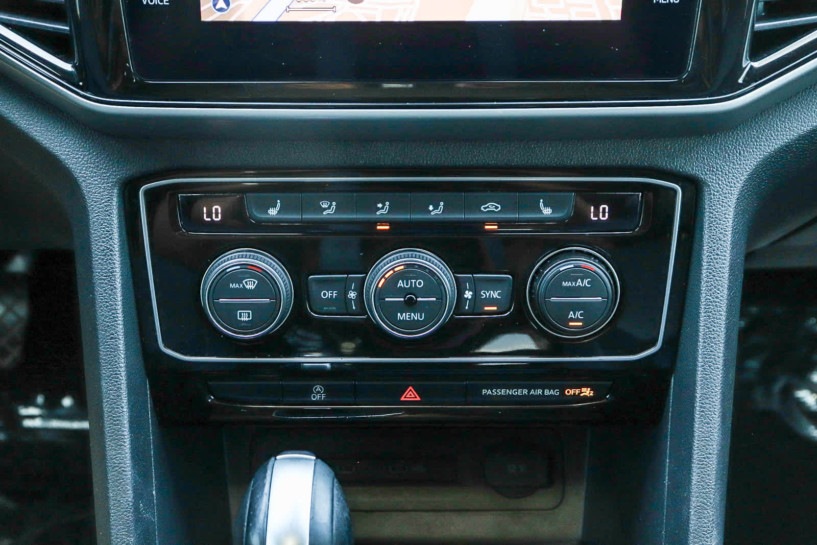 Used 2023 Volkswagen Atlas Cross Sport SEL AWD/4WD image 19