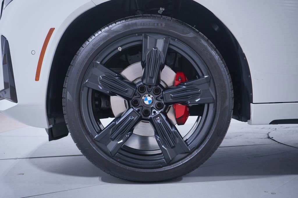 Used 2025 BMW X3 xDrive30i w/ M Sport Package image 2