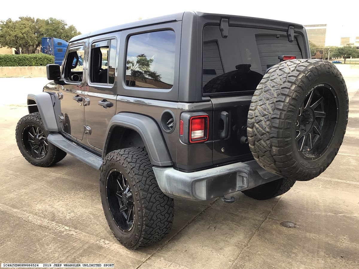 Used 2019 Jeep Wrangler Unlimited Sport S AWD/4WD image 6