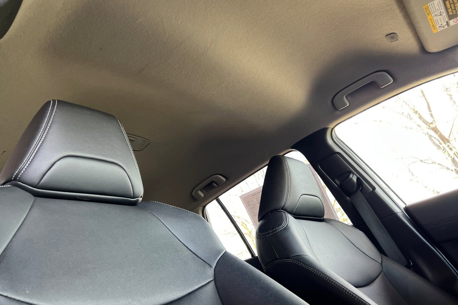 Used 2024 Toyota Corolla Cross XLE image 17