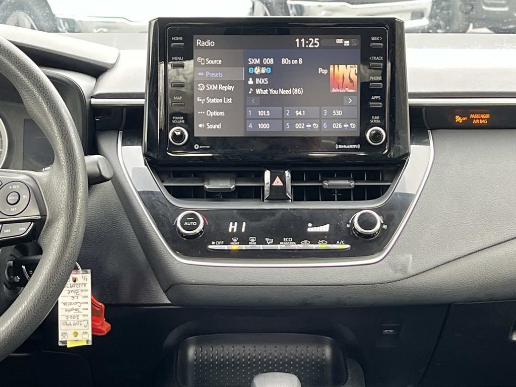 Used 2022 Toyota Corolla LE image 14