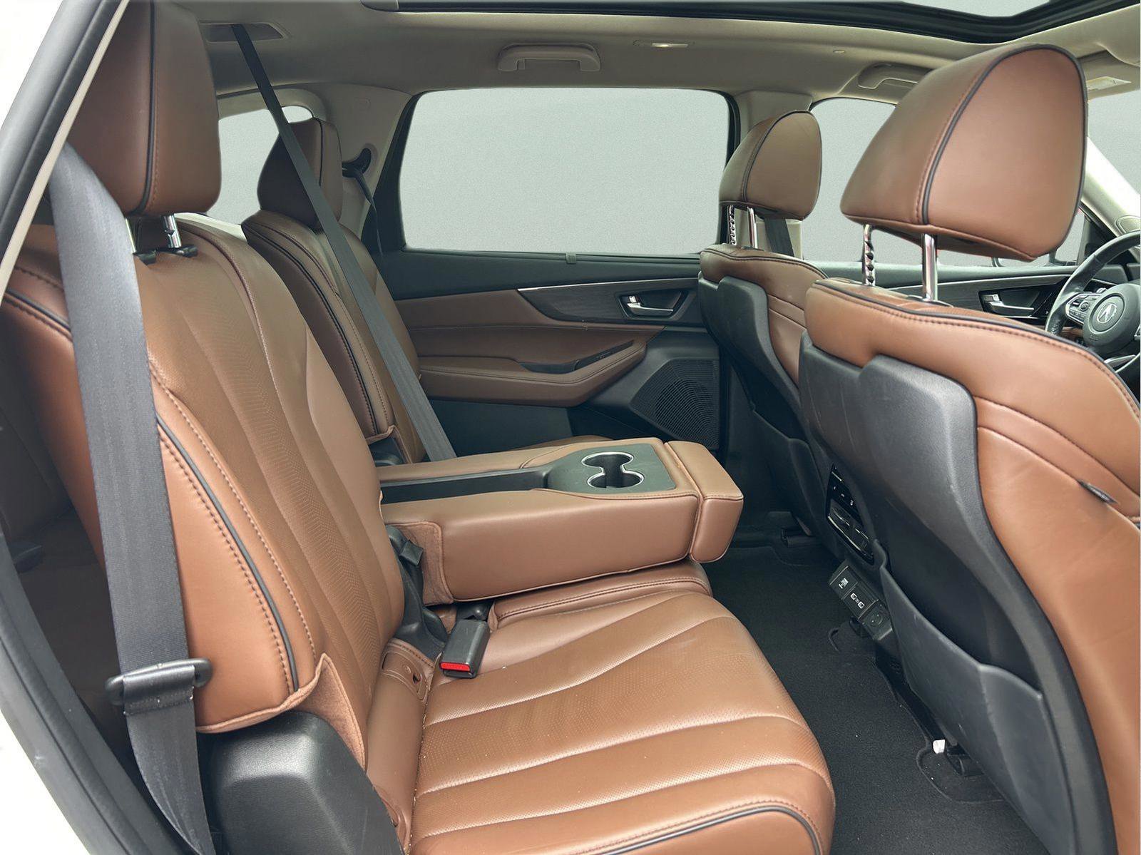Used 2022 Acura MDX Advance image 12