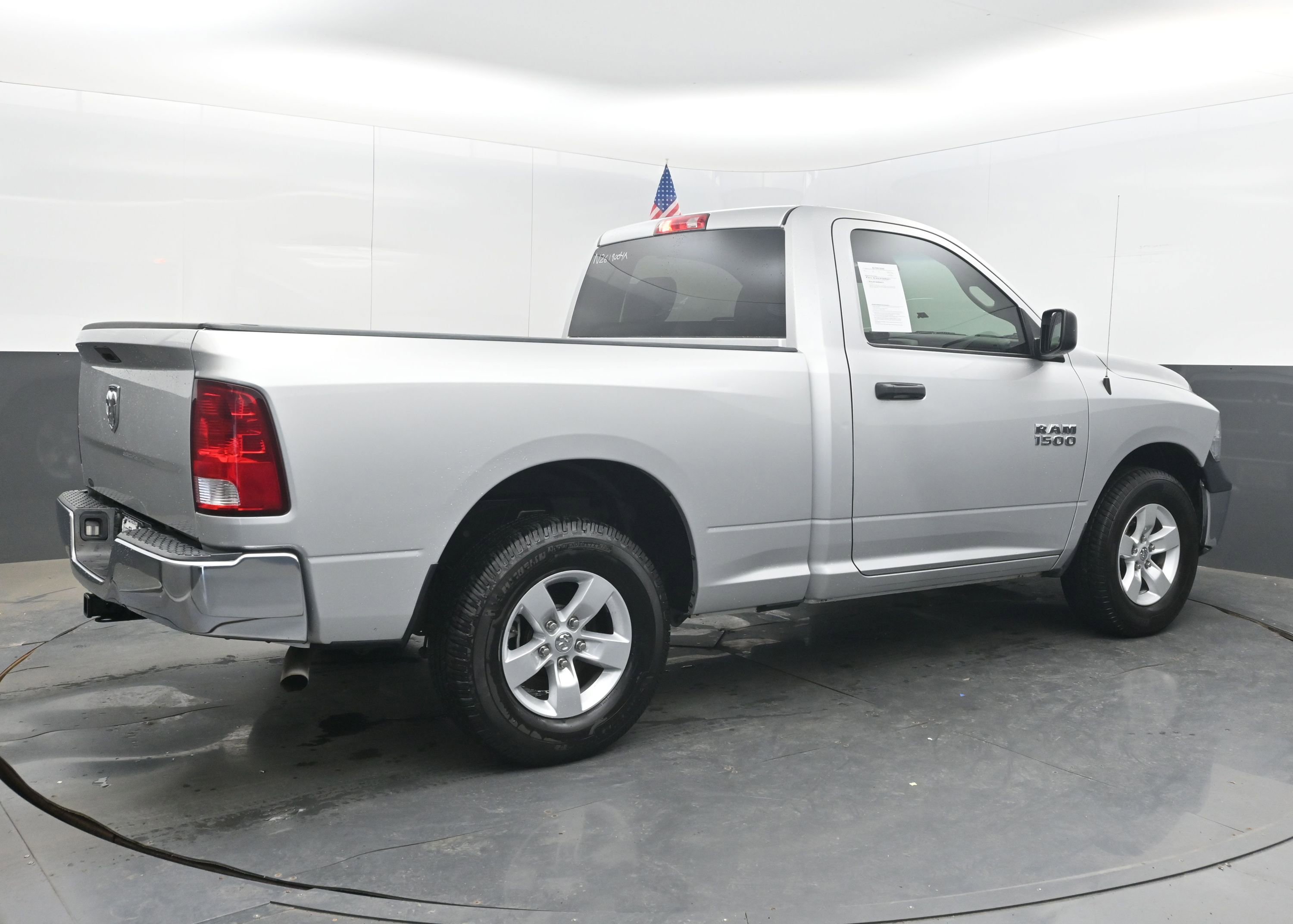 Used 2018 RAM 1500 Tradesman w/ Power & Remote Entry Group image 7