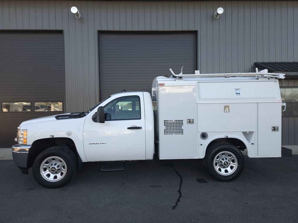 Used 2012 Chevrolet Silverado 3500 W/T RWD image 1