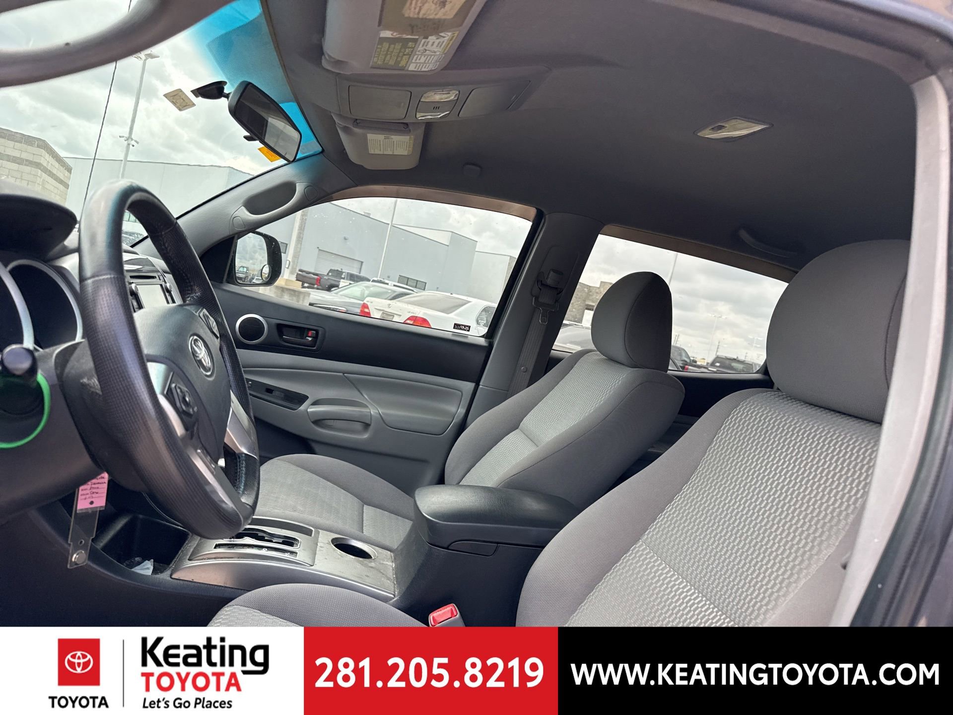 Used 2014 Toyota Tacoma PreRunner w/ SR5 Package image 16