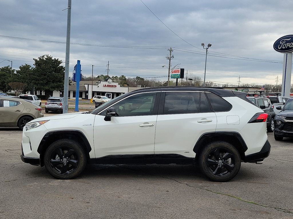 Used 2019 Toyota RAV4 XSE w/ XSE Weather Package image 3