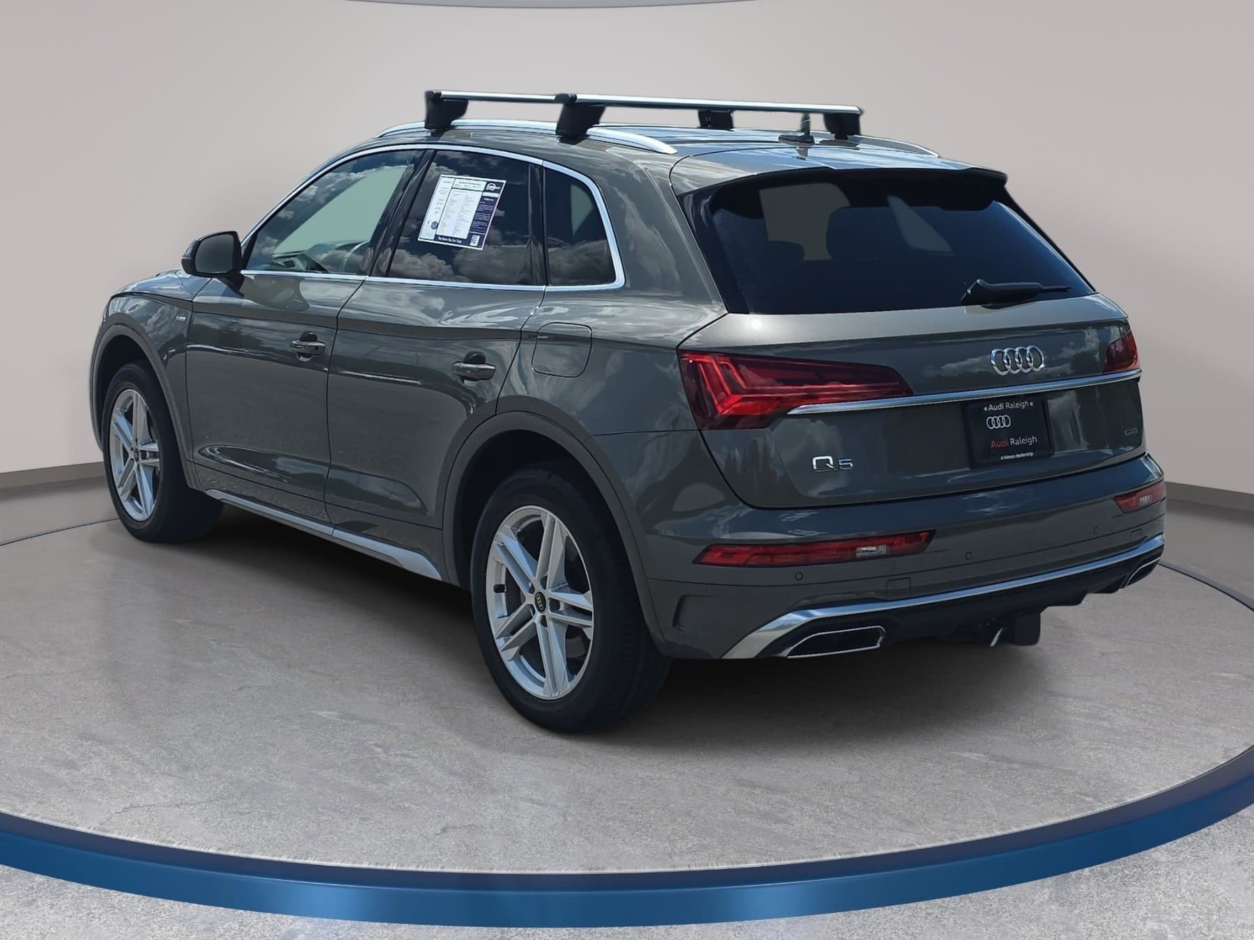 Used 2023 Audi Q5 e Premium Plus w/ Premium Plus Package AWD/4WD image 6