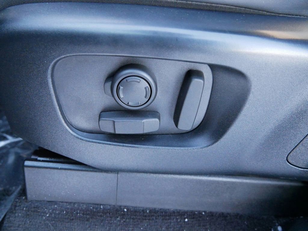 Used 2021 Land Rover Discovery HSE R-Dynamic image 16