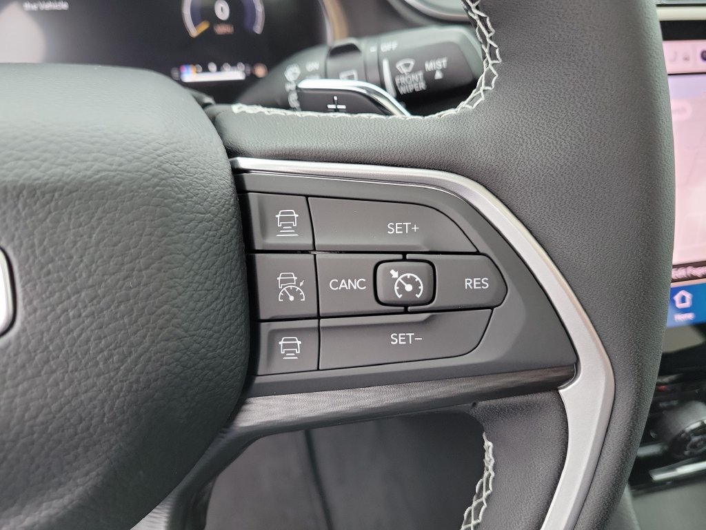 New 2027 Jeep Grand Cherokee Laredo X AWD/4WD image 18