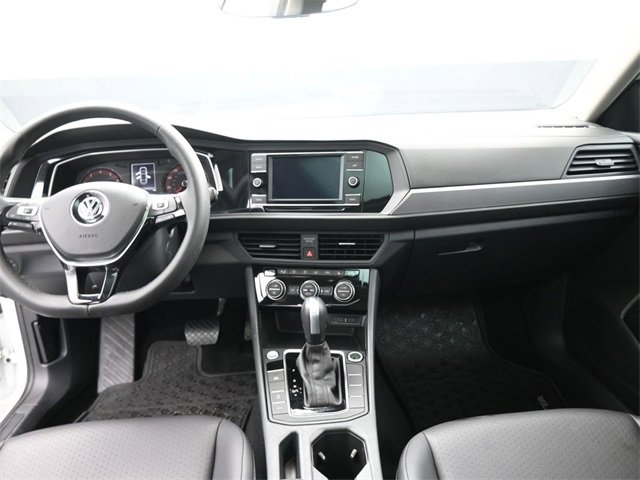 Used 2020 Volkswagen Jetta SE image 24