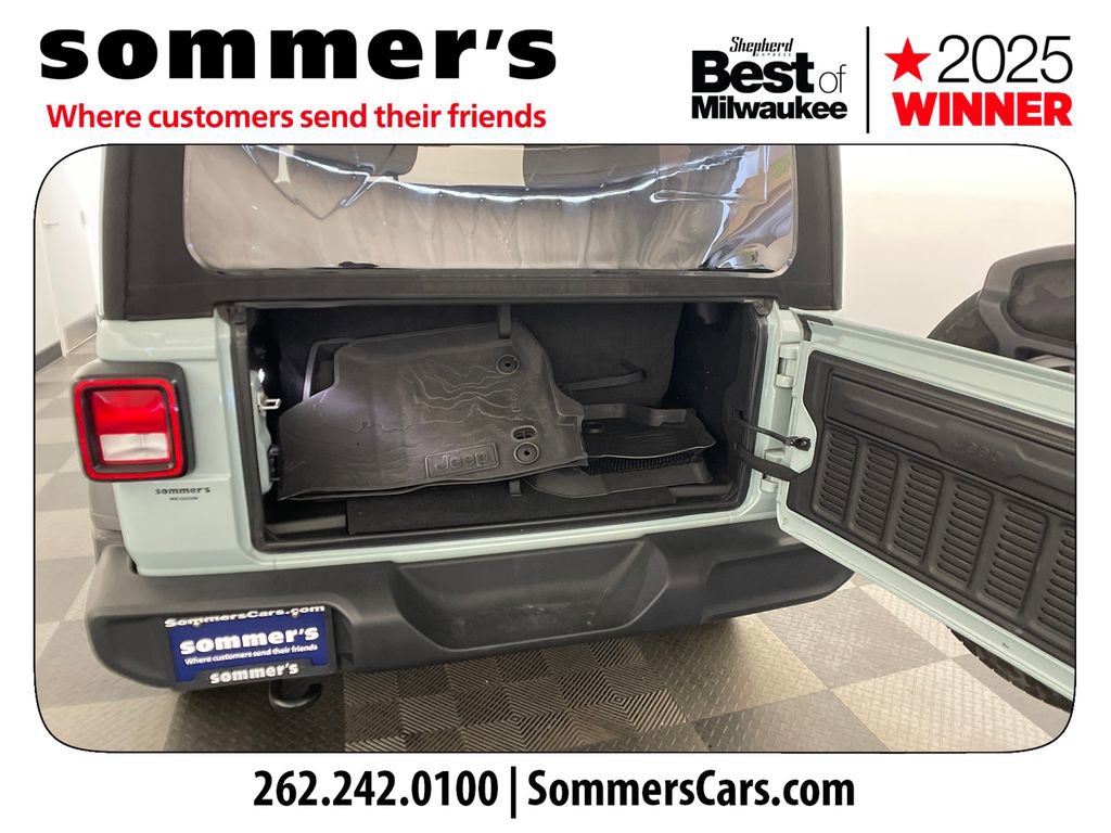 Used 2024 Jeep Wrangler Sport AWD/4WD image 20