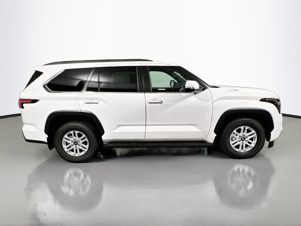 Used 2025 Toyota Sequoia SR5 AWD/4WD image 2