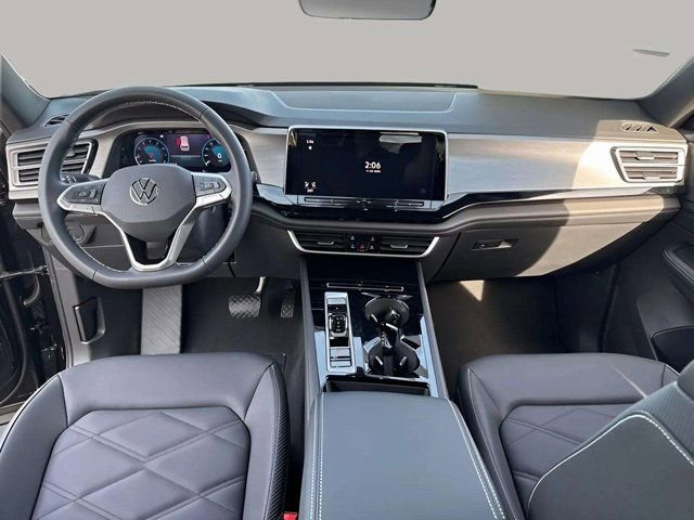 New 2026 Volkswagen Atlas Cross Sport SE image 8