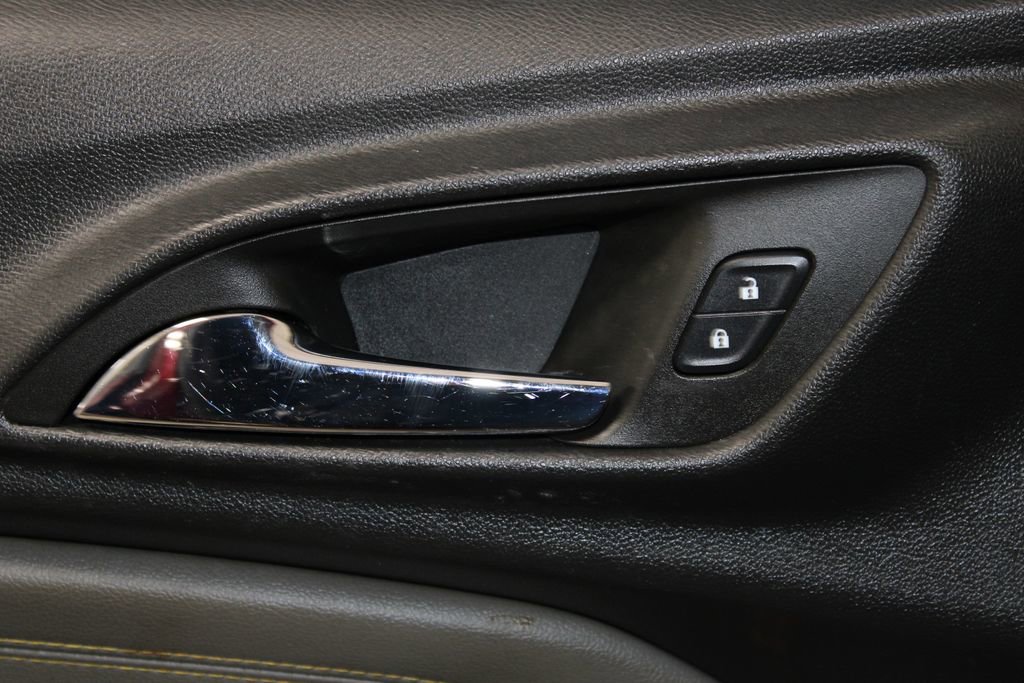 Used 2024 Chevrolet Trax ACTIV w/ Driver Confidence Package image 37