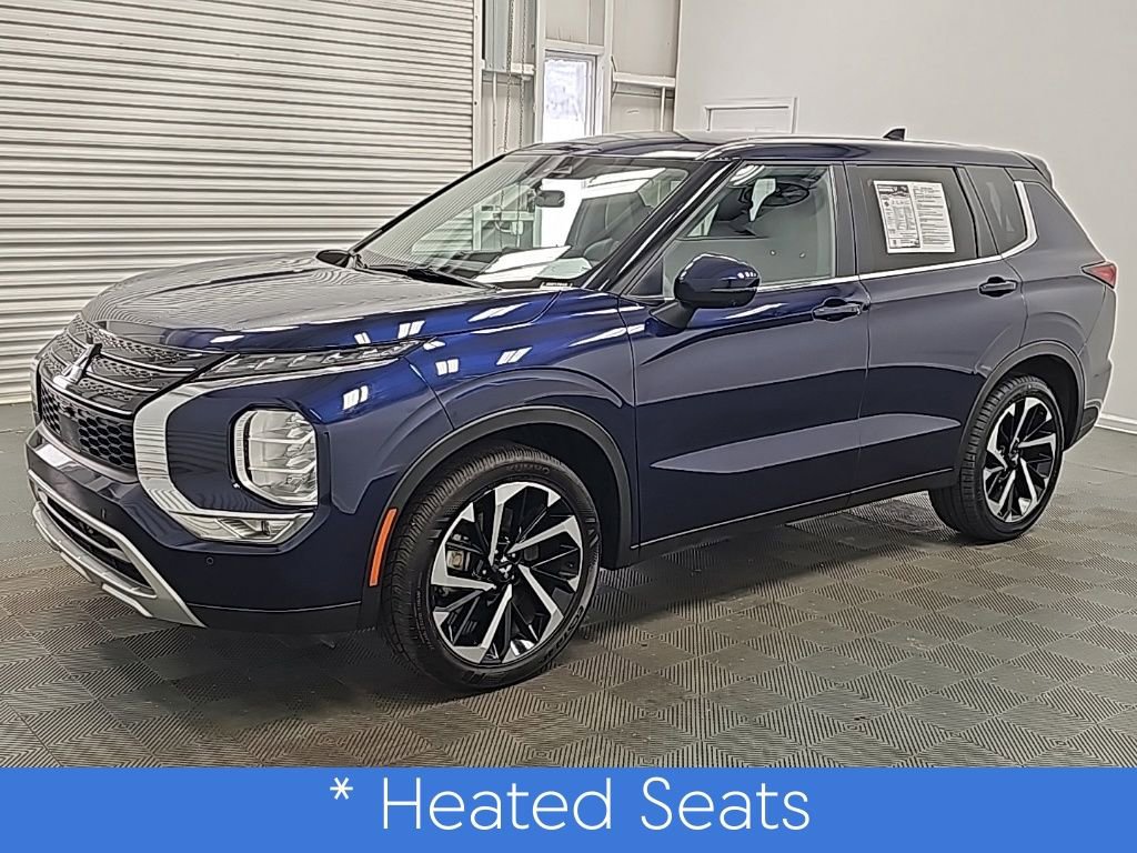 Used 2024 Mitsubishi Outlander SE image 5