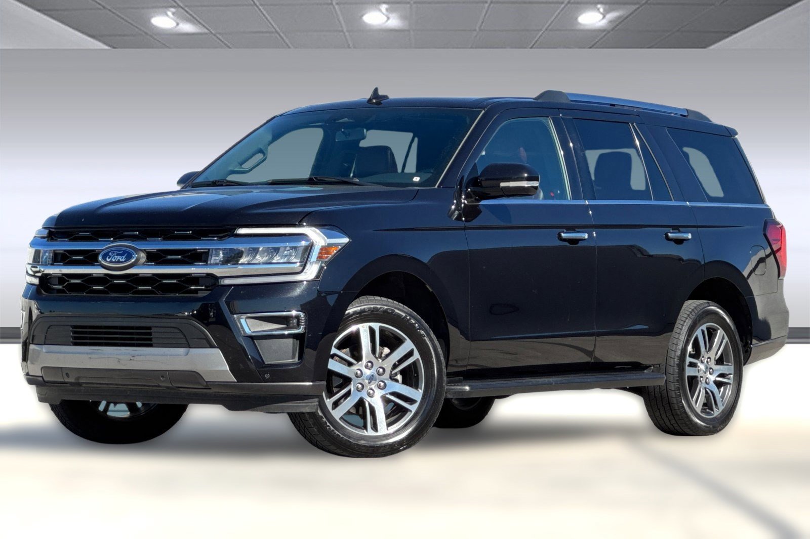 Used 2024 Ford Expedition Limited image 26