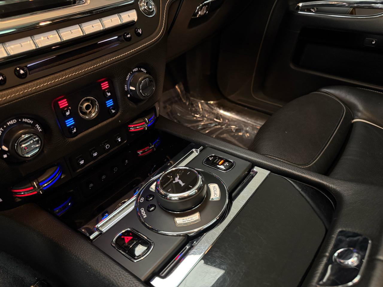 Used 2016 Rolls-Royce Ghost RWD image 22