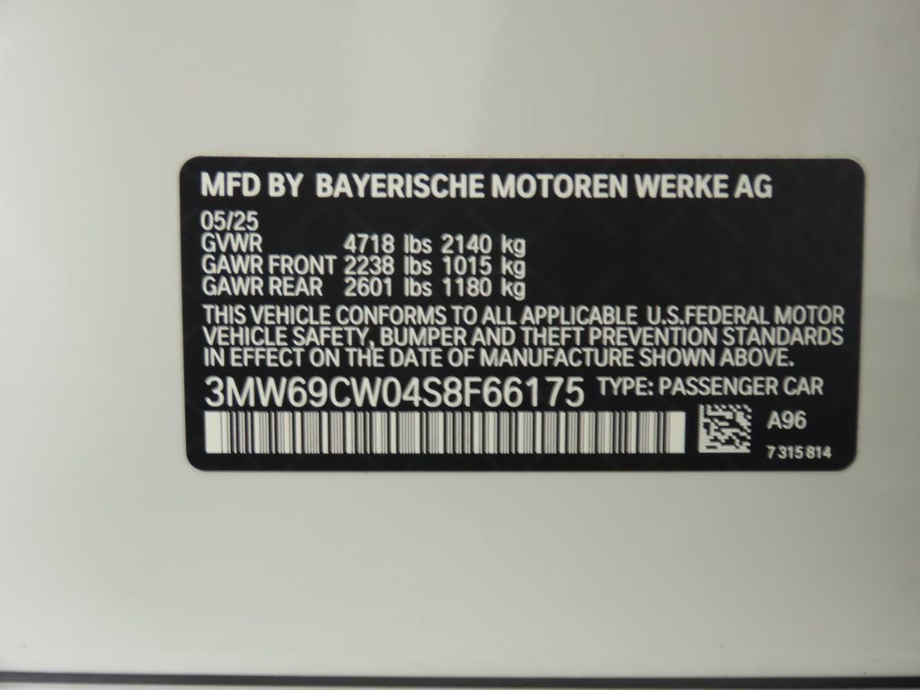 Certified 2025 BMW 330i Sedan w/ Convenience Package image 34