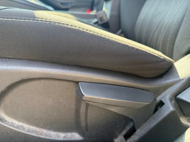 Used 2016 Ford Focus SE FWD image 20