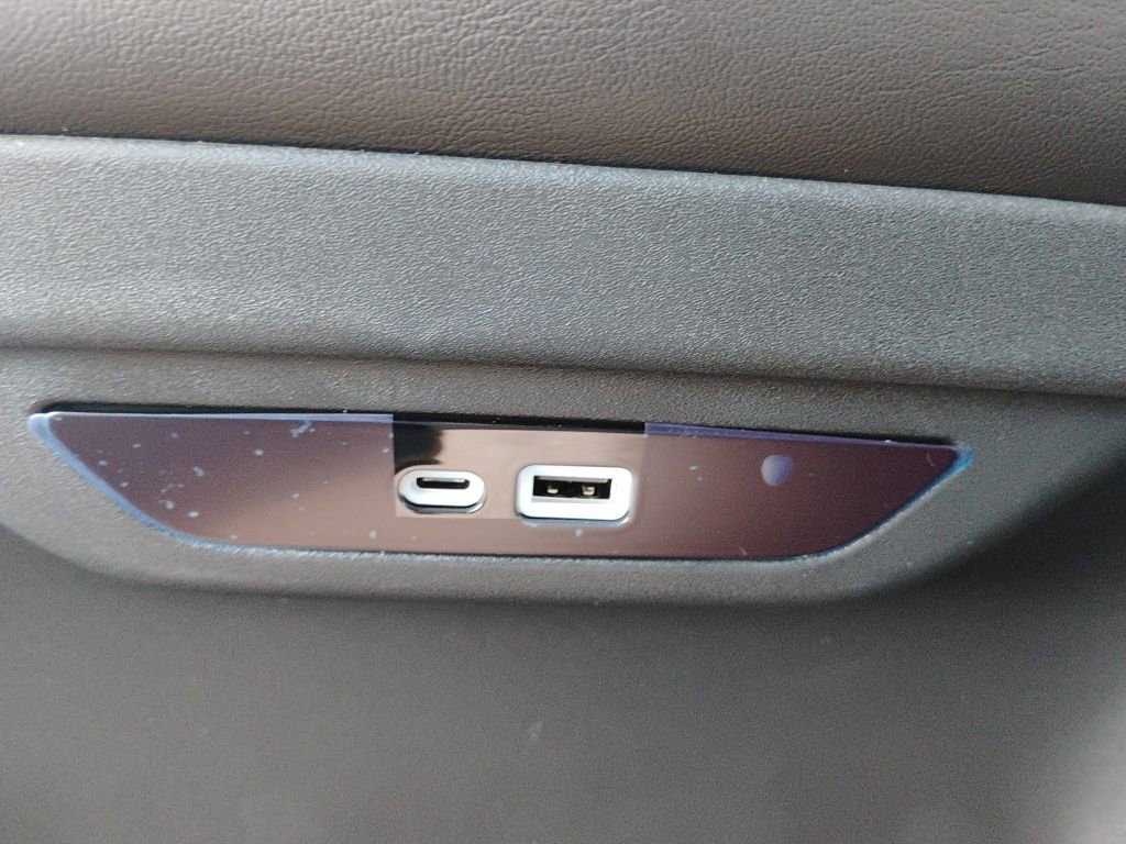New 2026 Chrysler Pacifica Select image 18