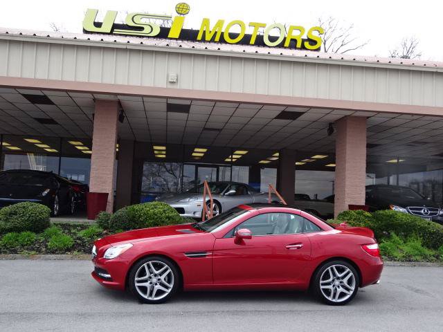 Used 2015 Mercedes-Benz SLK 250 image 4