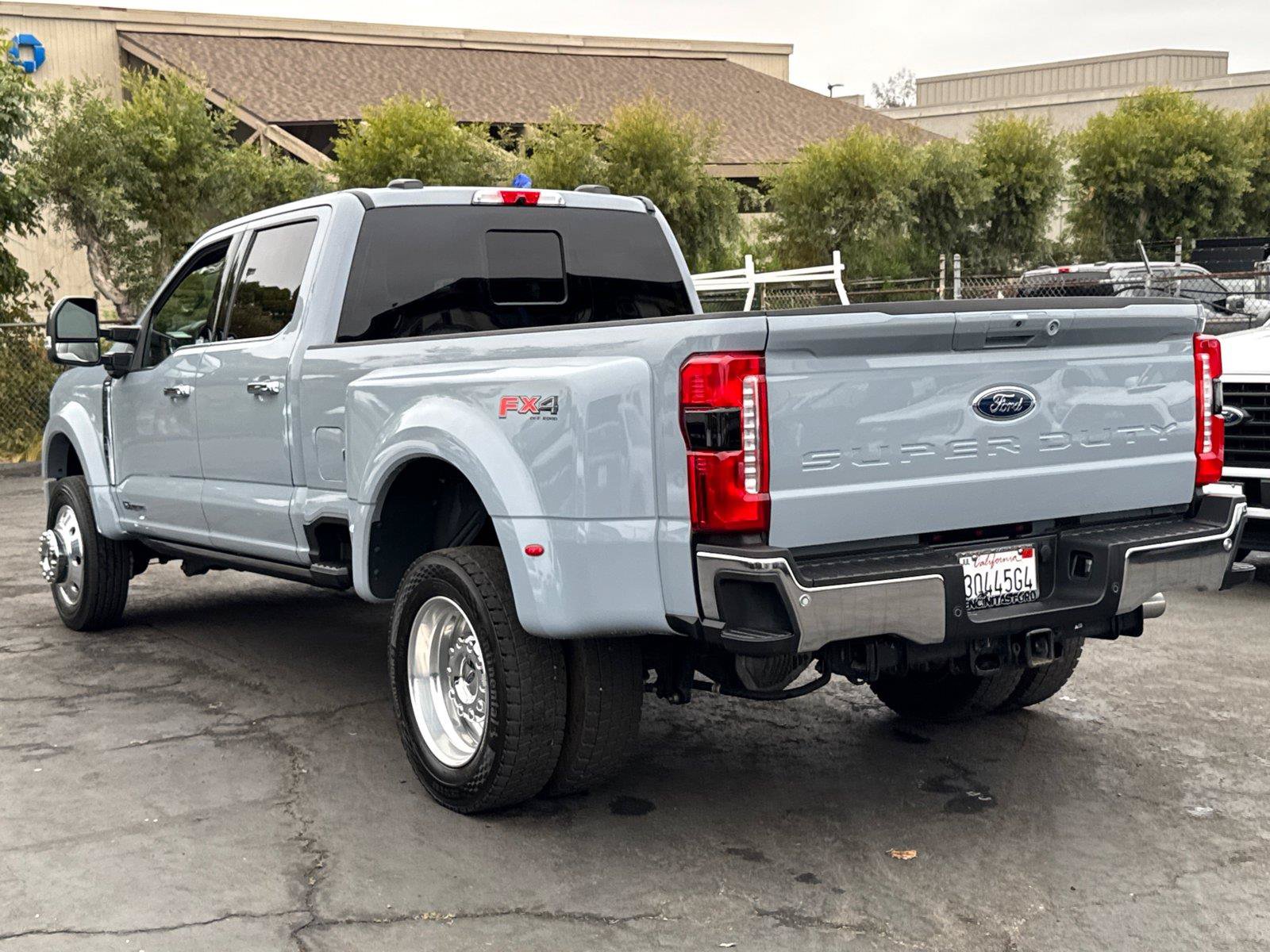 Used 2025 Ford F450 Lariat w/ Lariat Ultimate Package AWD/4WD image 11