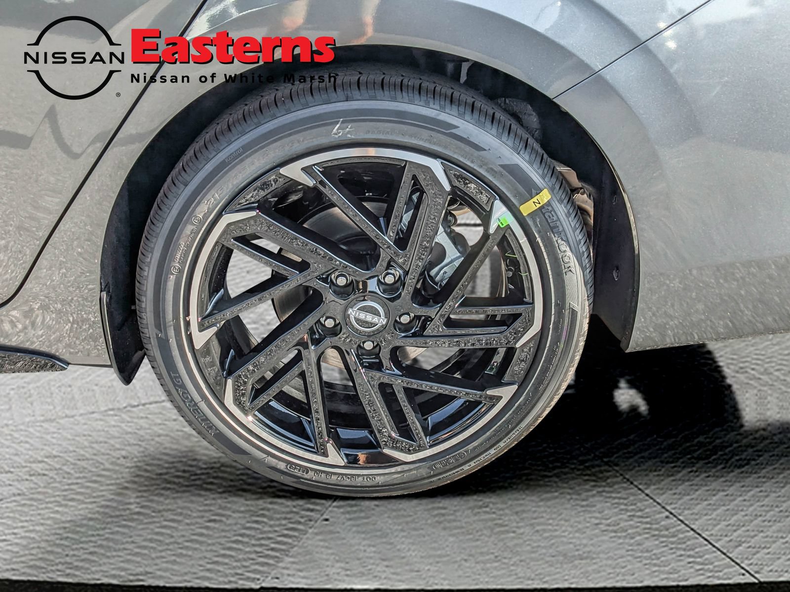 New 2026 Nissan Sentra SR w/ SR Premium Package FWD image 28