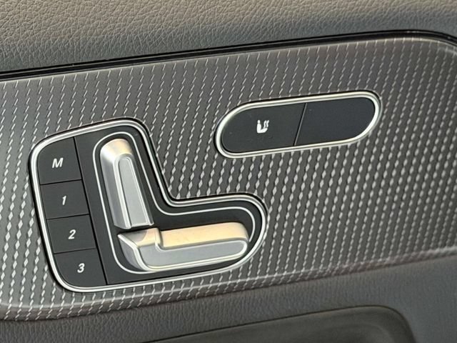 Certified 2023 Mercedes-Benz GLA 250 4MATIC image 17
