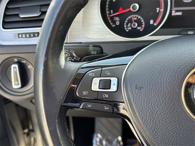 Used 2017 Volkswagen Golf S image 17