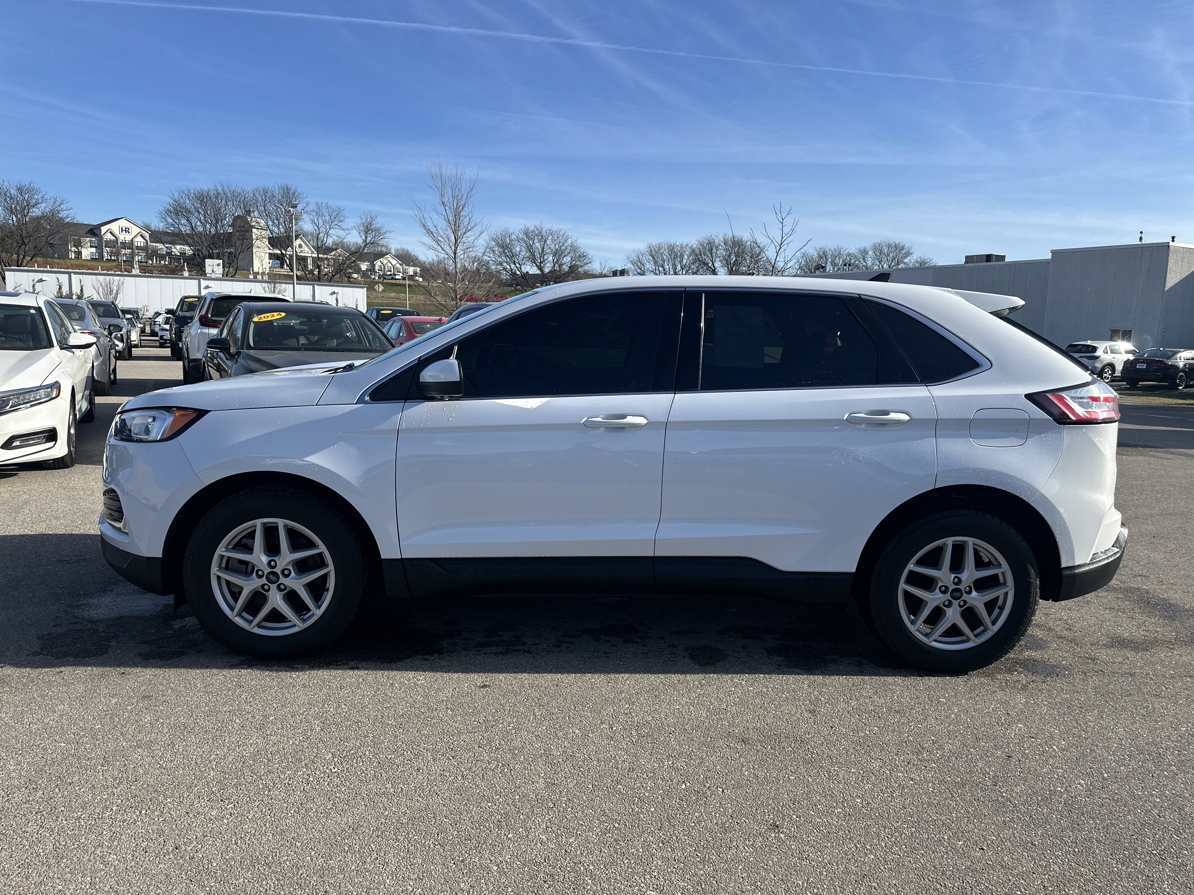 Used 2022 Ford Edge SEL w/ Convenience Package image 6