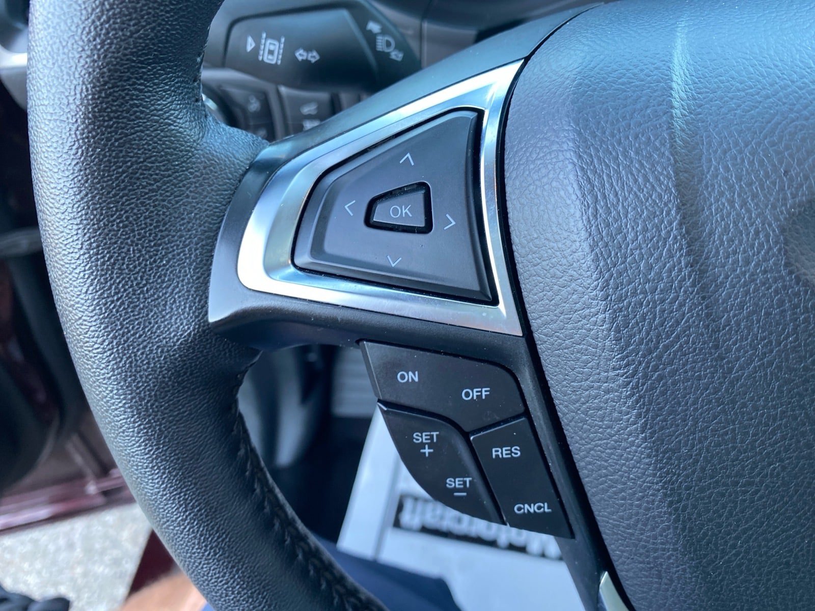 Used 2024 Ford Edge SEL w/ Convenience Package AWD/4WD image 18