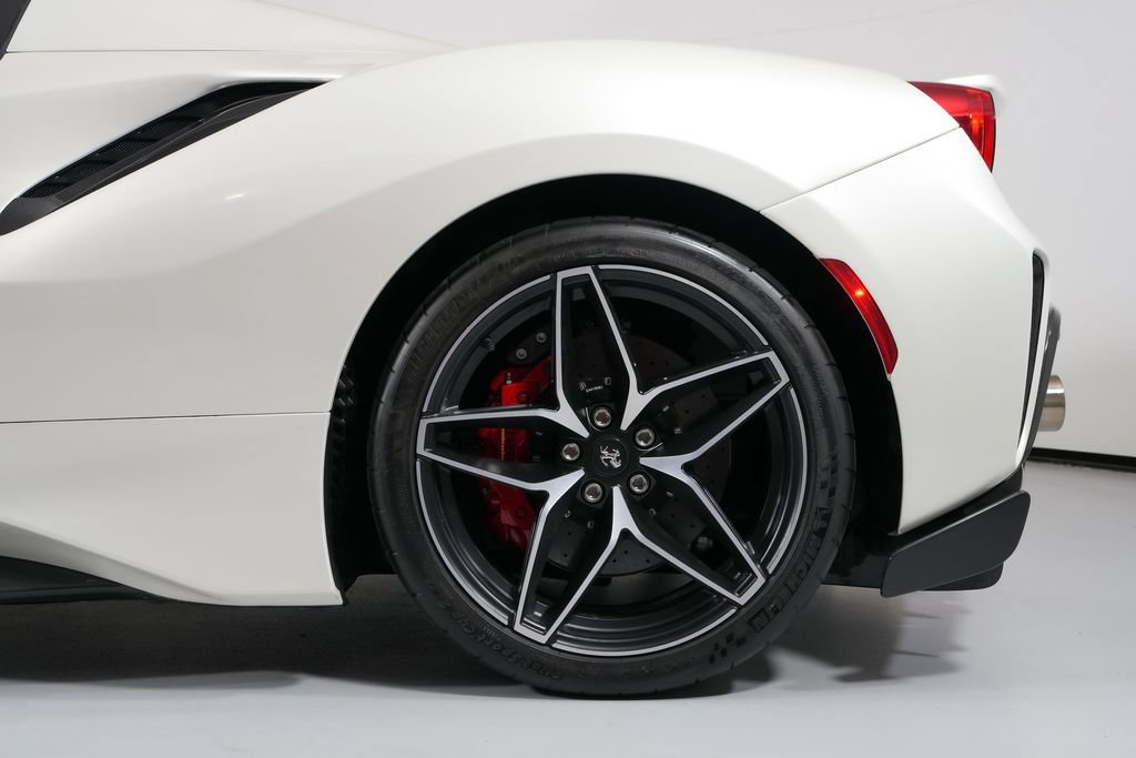 Used 2020 Ferrari 488 Pista Spider RWD image 14