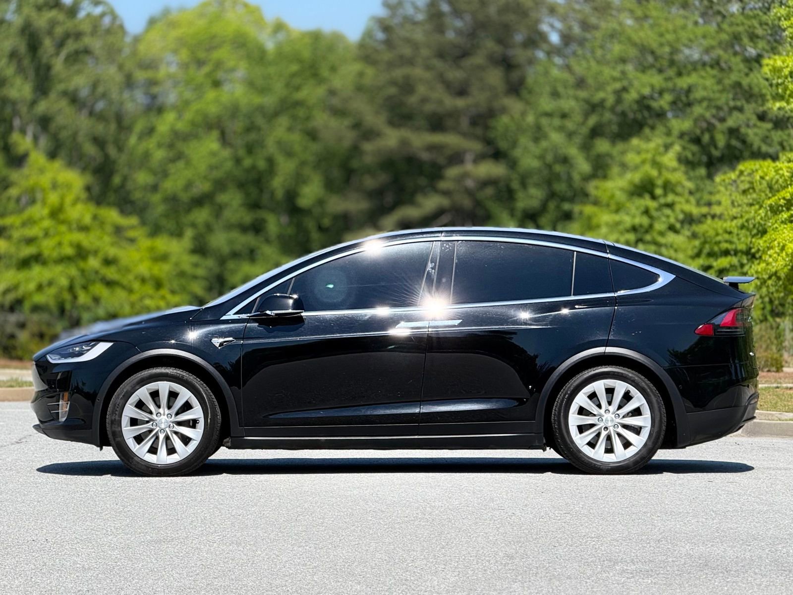 Used 2019 Tesla Model X AWD/4WD image 9