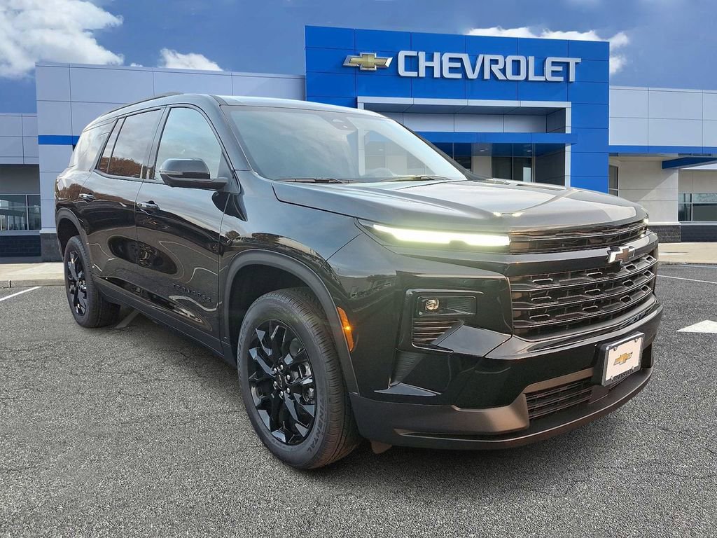 New 2026 Chevrolet Traverse LT image 2