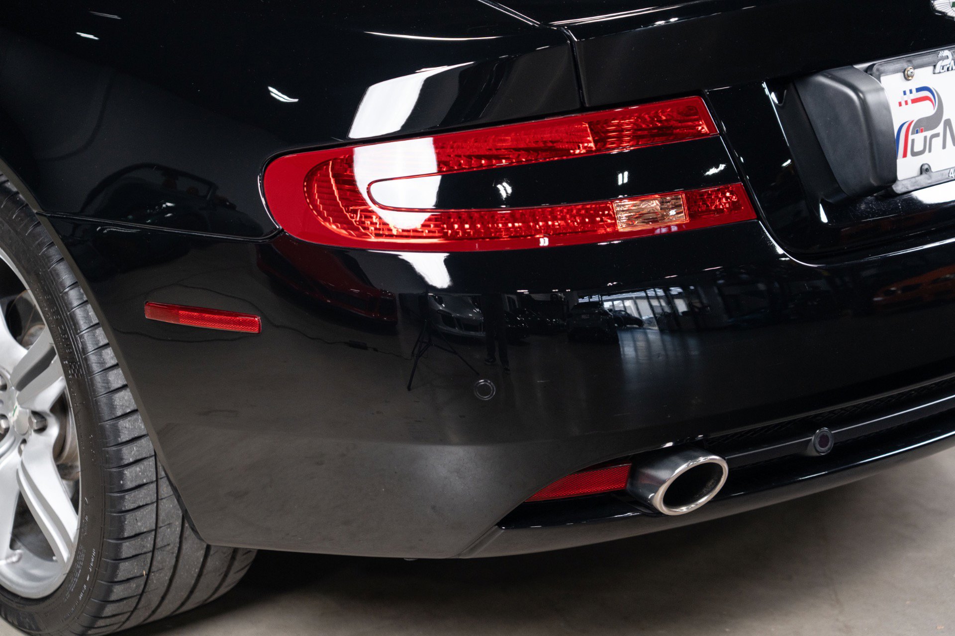 Used 2007 Aston Martin DB9 Coupe RWD image 35