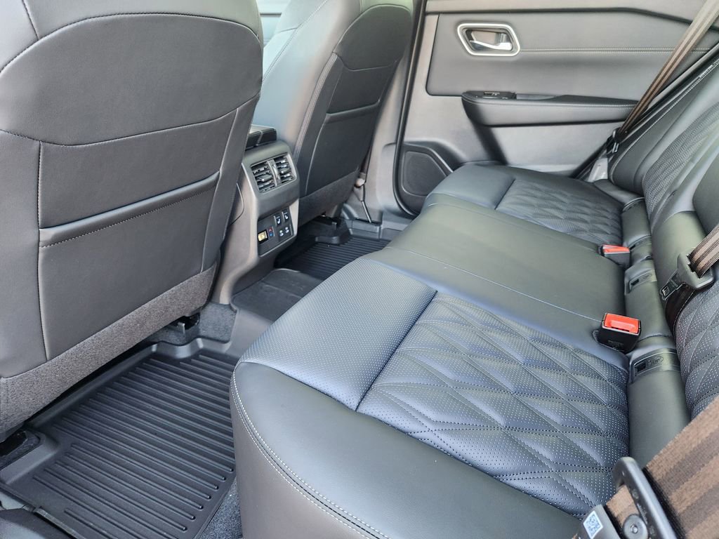 New 2026 Nissan Rogue Platinum w/ Platinum Premium Package image 22