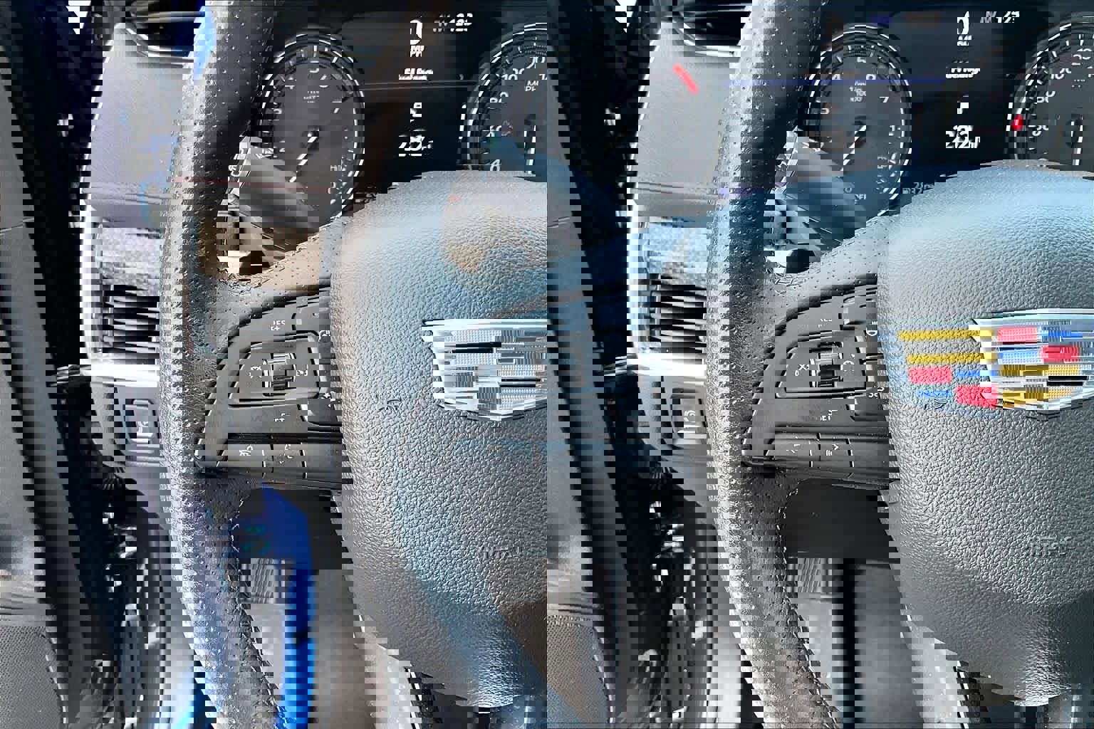 Used 2019 Cadillac XT4 Sport FWD image 23