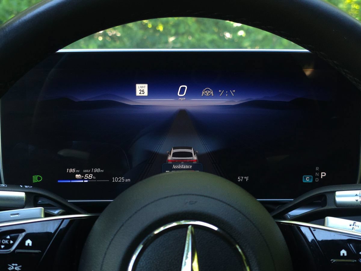 Used 2022 Mercedes-Benz EQS 450+ Sedan image 38
